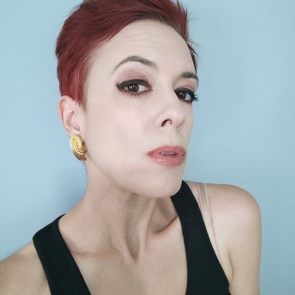 Christian Dior vintage earrings EUC w/COA - Picture 2 of 8